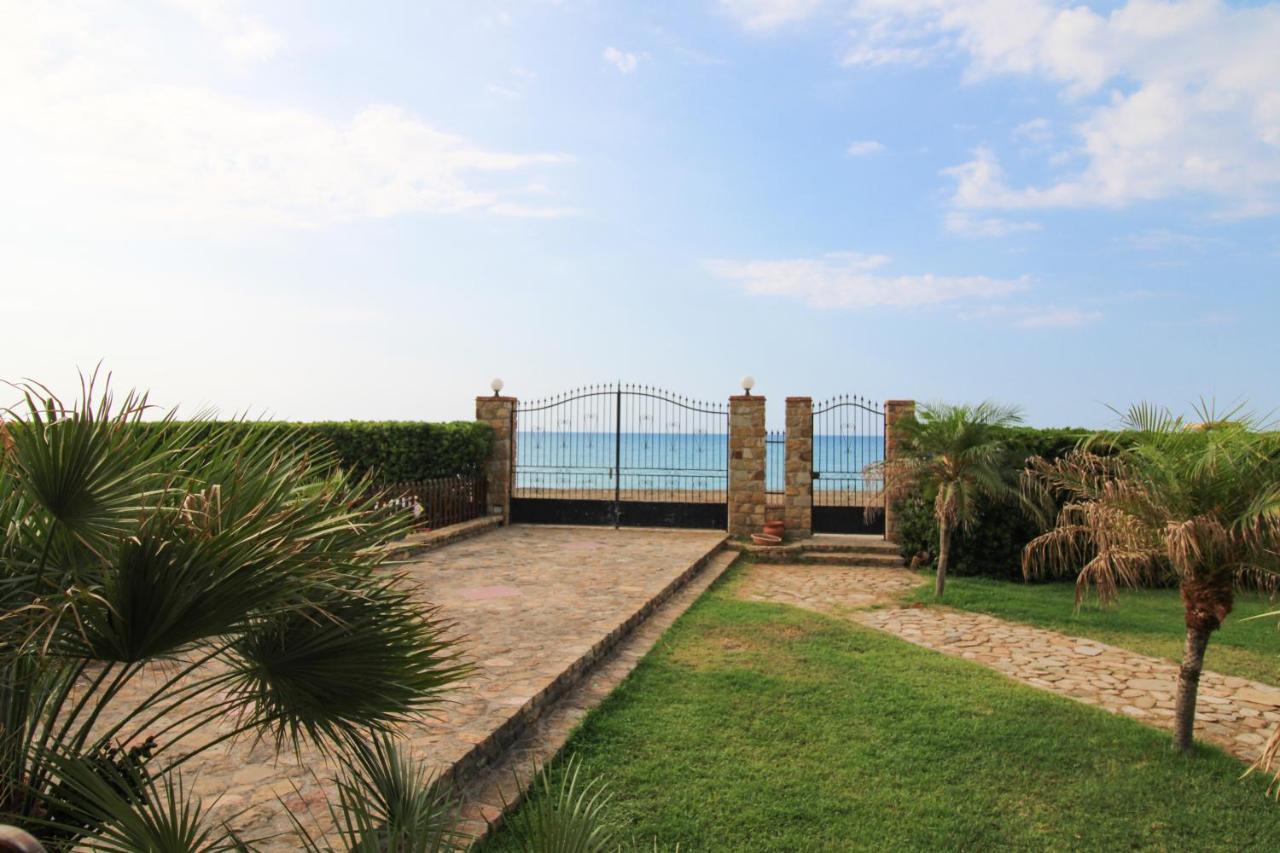 Il Geranio - Resort & Suites Acquedolci Extérieur photo
