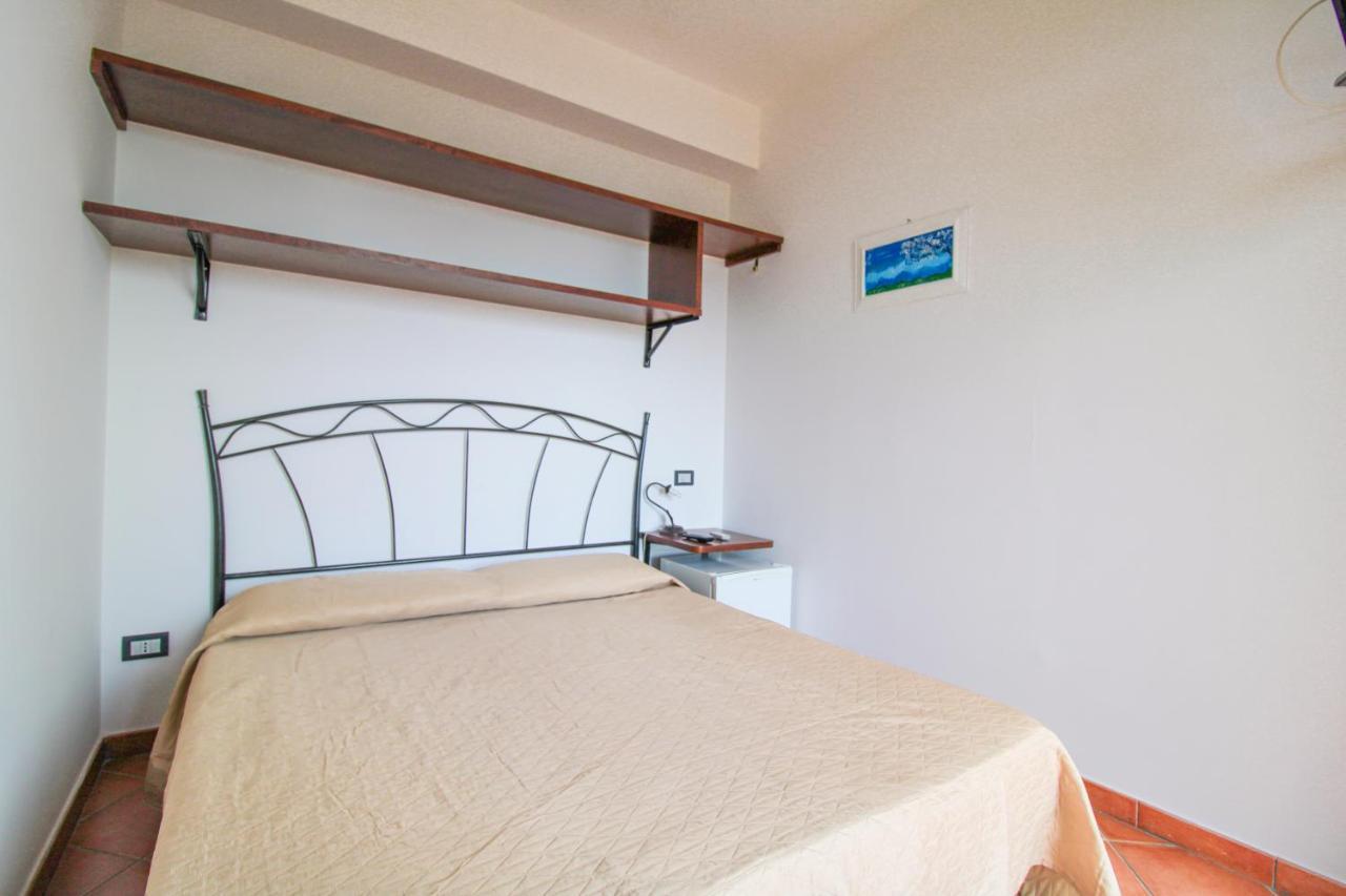 Il Geranio - Resort & Suites Acquedolci Extérieur photo
