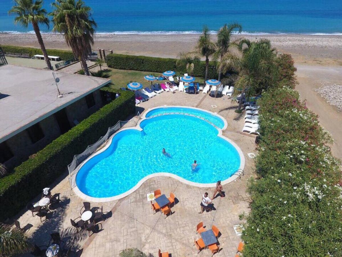 Il Geranio - Resort & Suites Acquedolci Extérieur photo