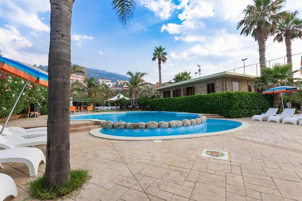 Il Geranio - Resort & Suites Acquedolci Extérieur photo