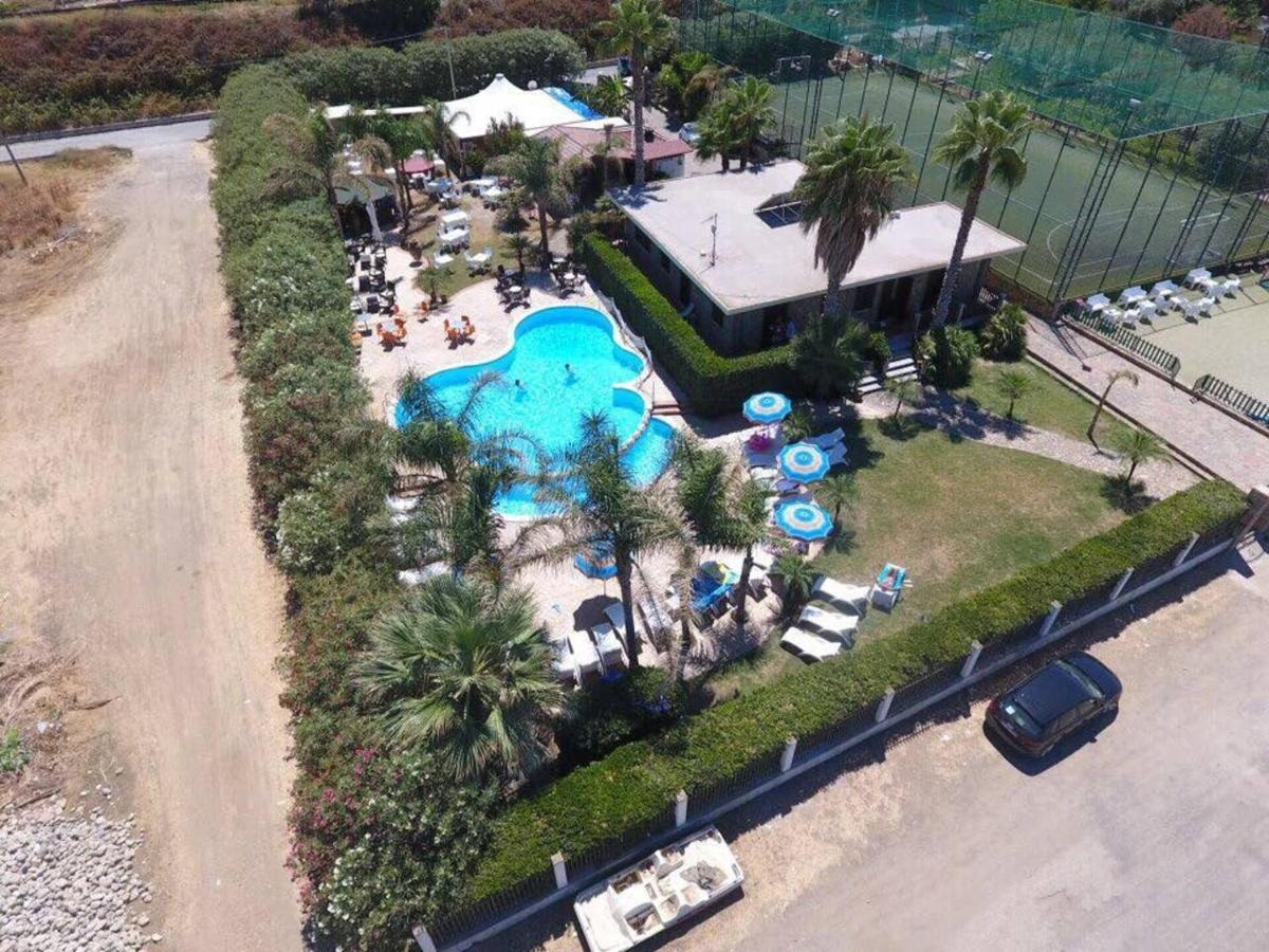Il Geranio - Resort & Suites Acquedolci Extérieur photo
