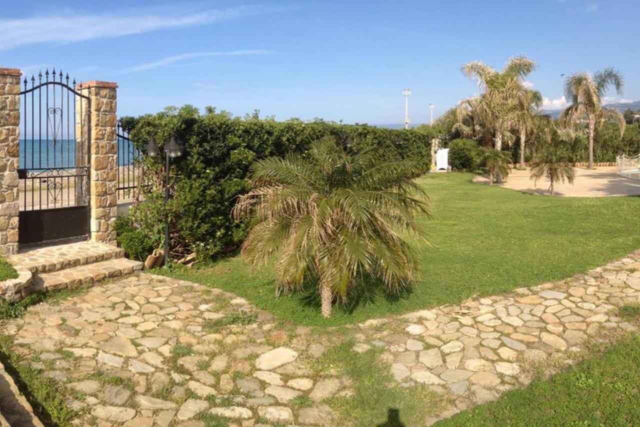Il Geranio - Resort & Suites Acquedolci Extérieur photo